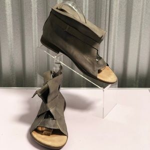 Papucei Gray Leather Gladiator Sandals - Size 39